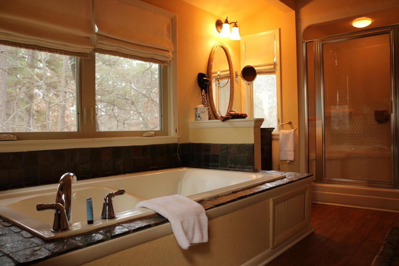 The Grand Treehouse Resort Eureka Springs Exterior foto
